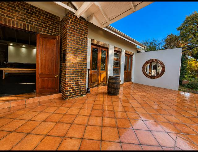 830M² RETAIL FOR SALE IN HEIDELBERG CENTRAL